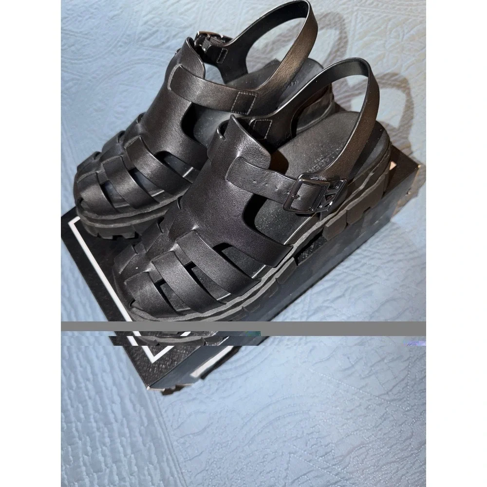 Karl Lagerfeld Paris Women's Fisherman Leather Sandals Black Logo Buckle Size 8